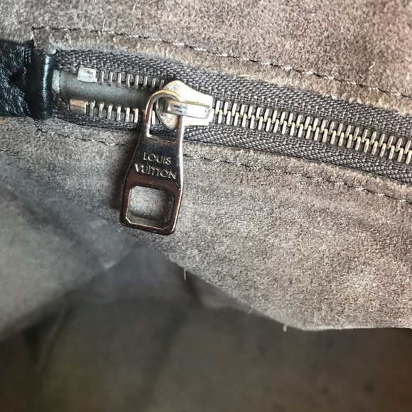 ❤️SOLD❤️ Louis Vuitton Lockit MM Parnassea Leather Bag - Picture 13 of 16